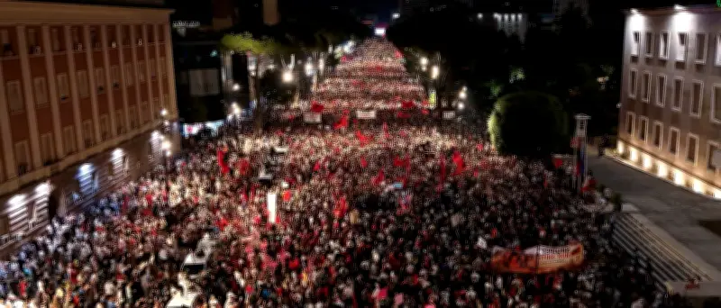 Albaniens Flamingo-Revolution: Massenproteste gegen Luxusresorts im 40. Tag