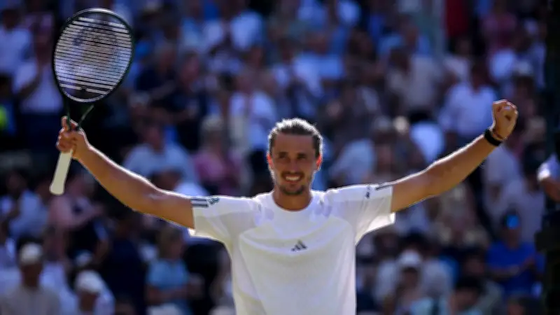 Alexander Zverev erreicht erstes Wimbledon-Viertelfinale und verfolgt Messis WM-Spiel