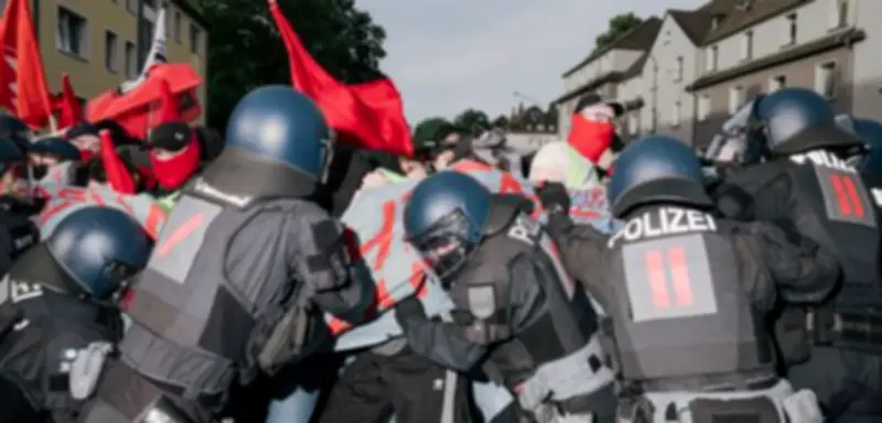 Anti-AfD-Proteste: Blockade schadet der Demokratie, sagt SPIEGEL