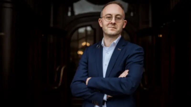 Anwalt Sexualstrafrecht Bielefeld: Vorwurf verändert Lebenssituation – Dr. Jonas Hennig