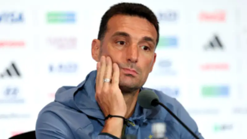Argentinien-Trainer Scaloni kritisiert FIFA scharf nach 3:2-Sieg