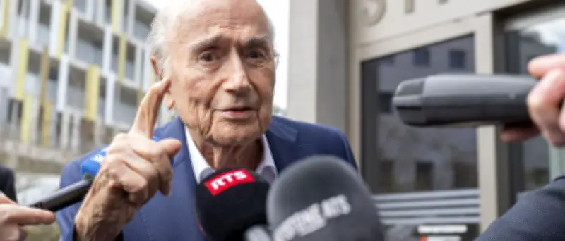 Blatter kritisiert Trumps angebliche Einflussnahme auf FIFA-Sperre