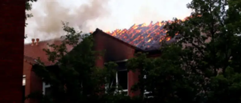 Brand in Klinik Ludwigslust: Zwei Tote, über 30 Verletzte