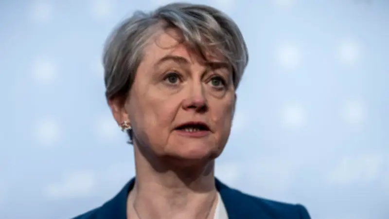 Britische Außenministerin warnt vor KI-Version von Hiroshima