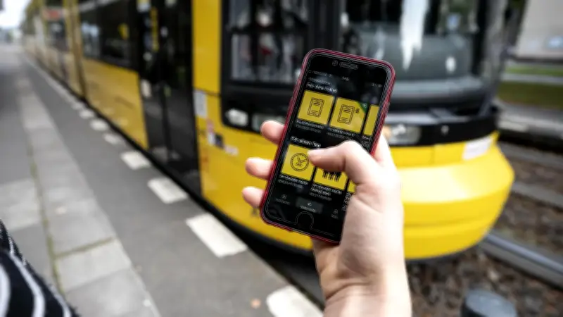 BVG-App „Max“: Streit in Hamburg verzögert Millionenprojekt