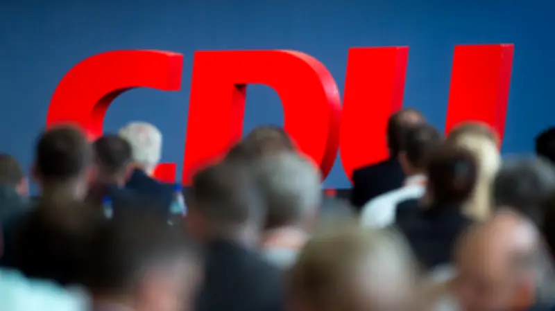CDU Brandenburg: Debatte in Mittelstandsunion über AfD-Brandmauer
