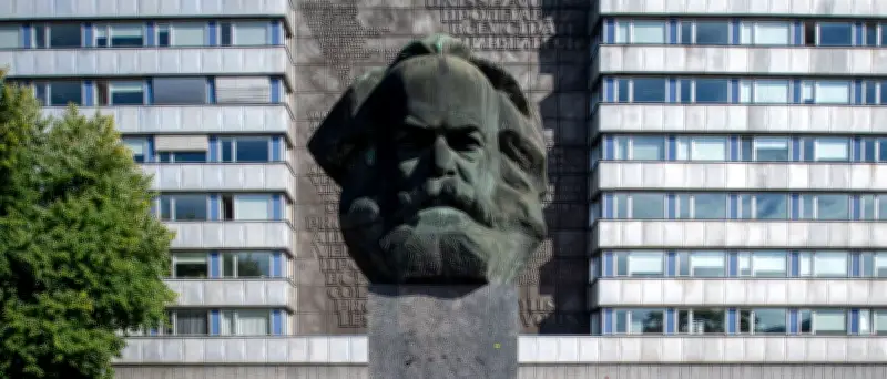 Chemnitzer Marx-Kopf: Öffnung des 40-Tonnen-Nischels im August geplant