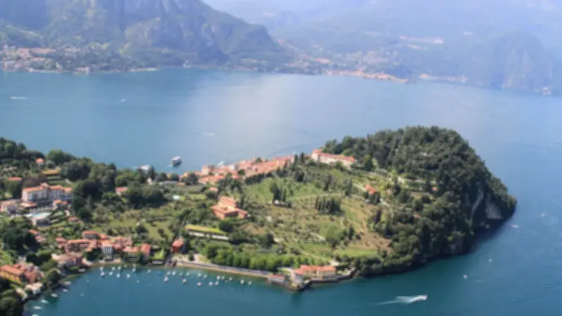 Deutscher Tourist (19) stirbt nach Sturz in Gebirgsbach am Comer See