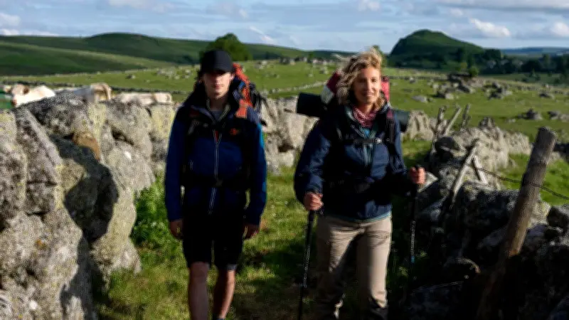 „Die Camino-Therapie“: Jakobsweg als Schauplatz für Selbstfindung und zweite Chancen