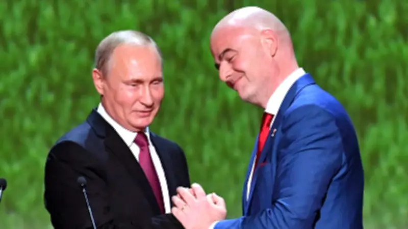 Fifa berät offiziell über Aufhebung des Russland-Banns nach IOC-Entscheid