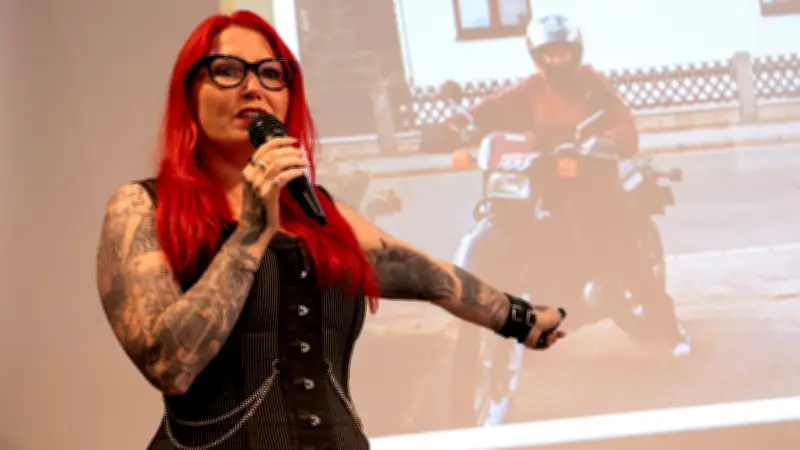 Gaslighting: Psychische Gewalt erkennen und überwinden – Expertin Ronia Fraser