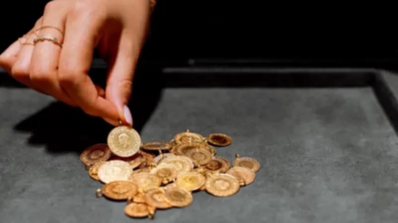 Goldpreis aktuell: Kurs dreht erneut – Preis pro Unze heute bei 3475 Euro