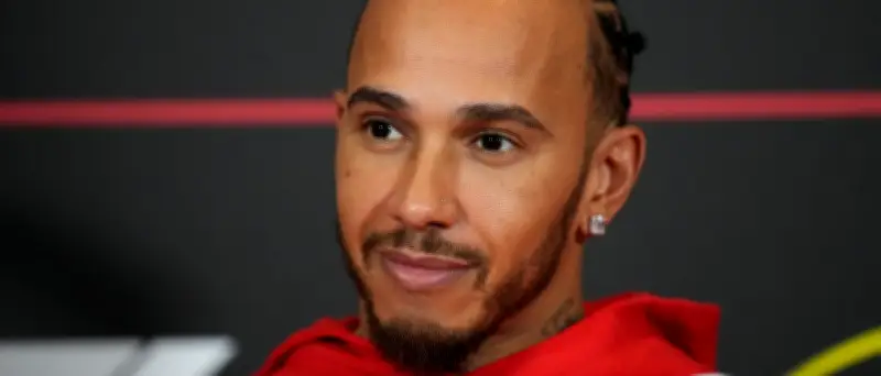 Hamilton Schnellster im Training in Silverstone – Heimsieg in Sicht
