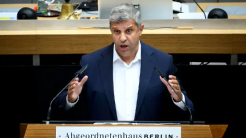 Harte Debatte zur Schicksalsfrage Mieten nach Umfrage-Beben in Berlin