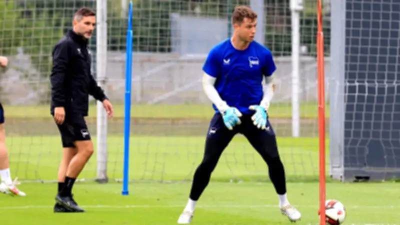 Hertha-Torwart Tjark Ernst: Neue Ausstiegsklausel erschwert Wechsel-Poker