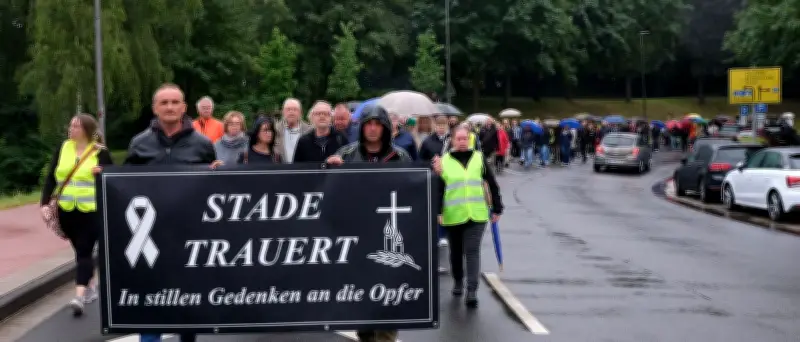 Hunderte gedenken der Opfer der Schüsse in Stade und Garbsen
