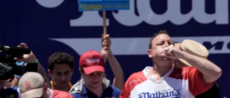 Joey Chestnut gewinnt 18. Hot-Dog-Wettessen in Coney Island