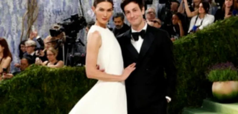 Karlie Kloss: Demokratin in Trumps Schwiegerfamilie – nie getroffen
