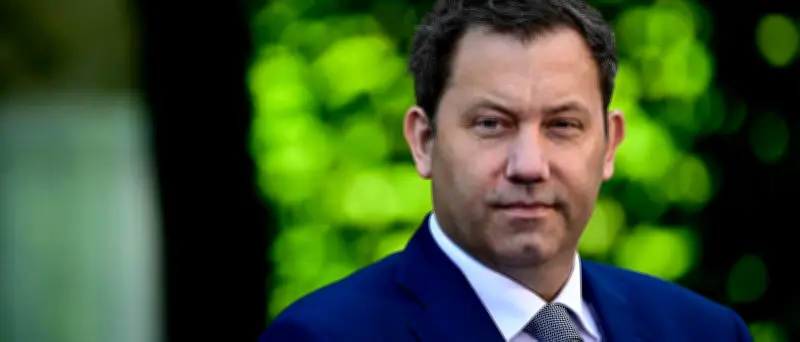 Krankschreibung ab Tag 1: Merz und Klingbeil verteidigen Reformpläne