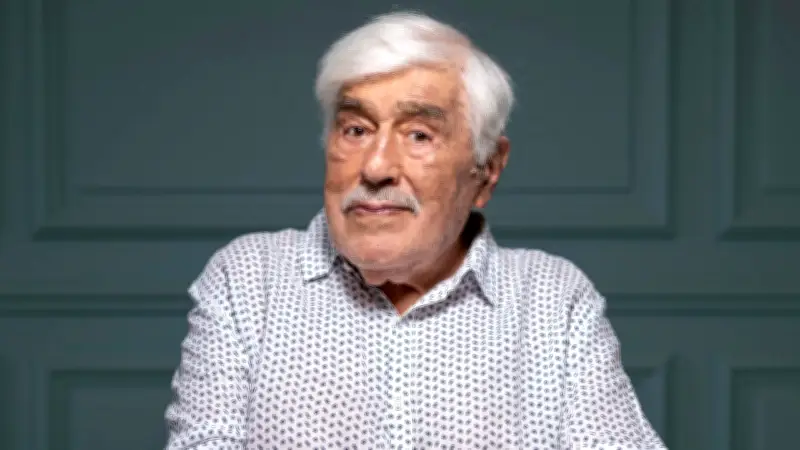 Mario Adorf: Drei Monate nach Tod immer noch nicht beigesetzt – Rätsel um Grab