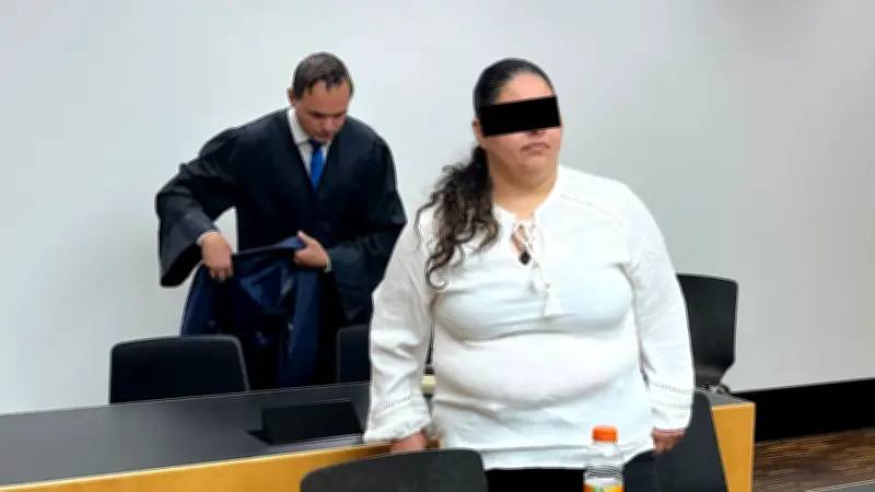 Mutter filmte Tochter (3) für Pädokriminellen – jetzt Haft