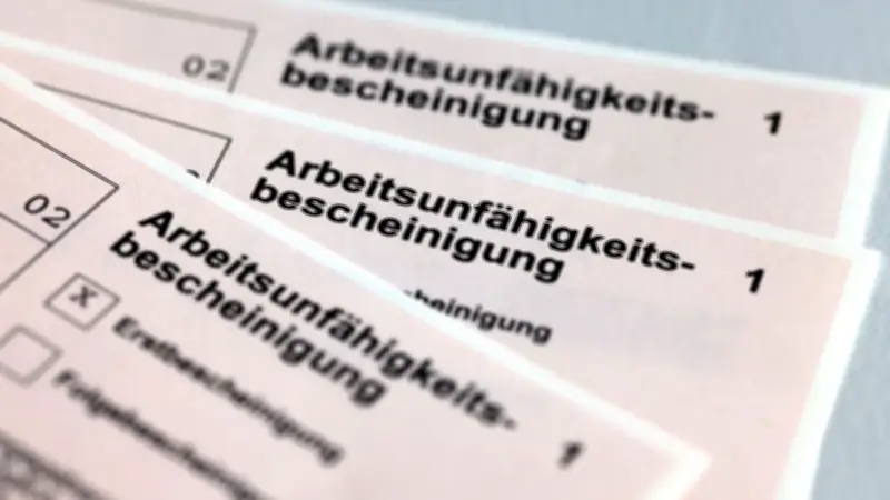 Neue AU-Pflicht: Das ändert sich bei Krankschreibungen 2024