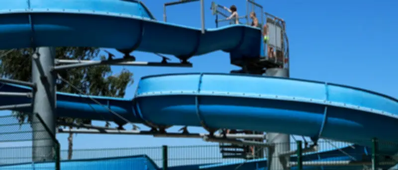 Potsdamer Bäder locken mit Party, Rutschmeisterschaft und Frauensauna