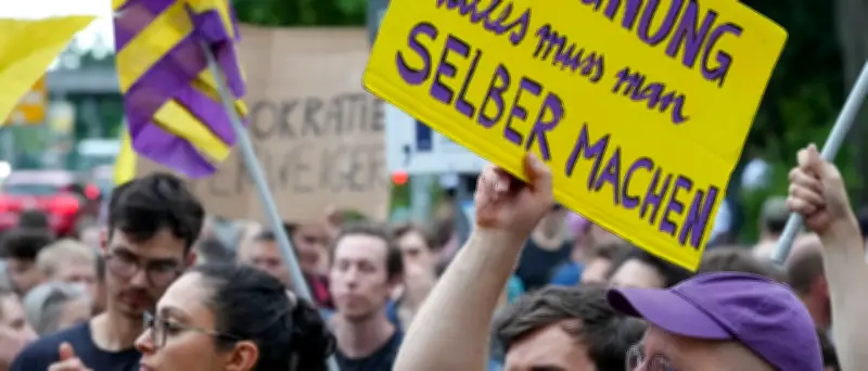 Protest gegen Enteignungsverbot: Initiative vor SPD-Zentrale