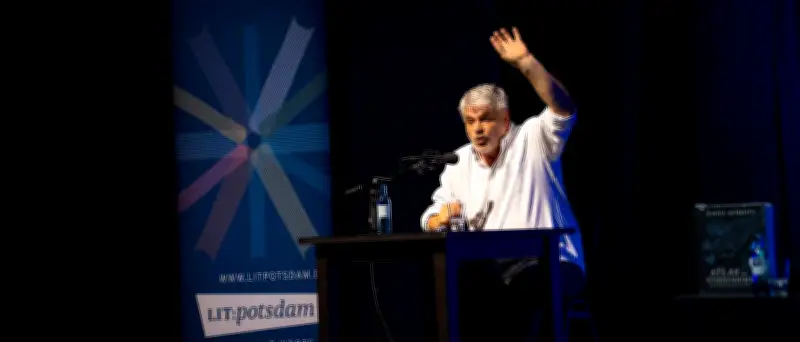 Raoul Schrott eröffnet Lit:Potsdam mit Sternenhimmel-Vortrag