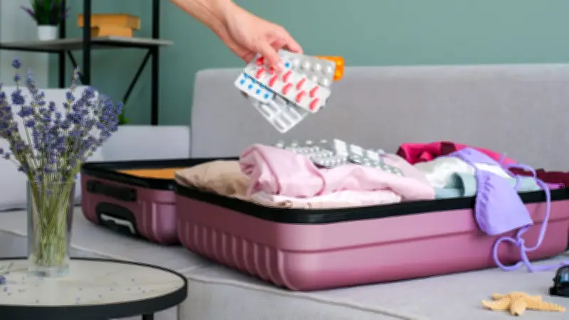 Reiseapotheke: Was wirklich ins Gepäck muss – Tipps von DocMorris