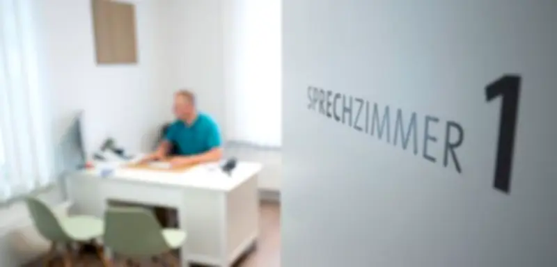 Ärzte und Gewerkschaften kritisieren schärfere Krankschreibungsregeln scharf
