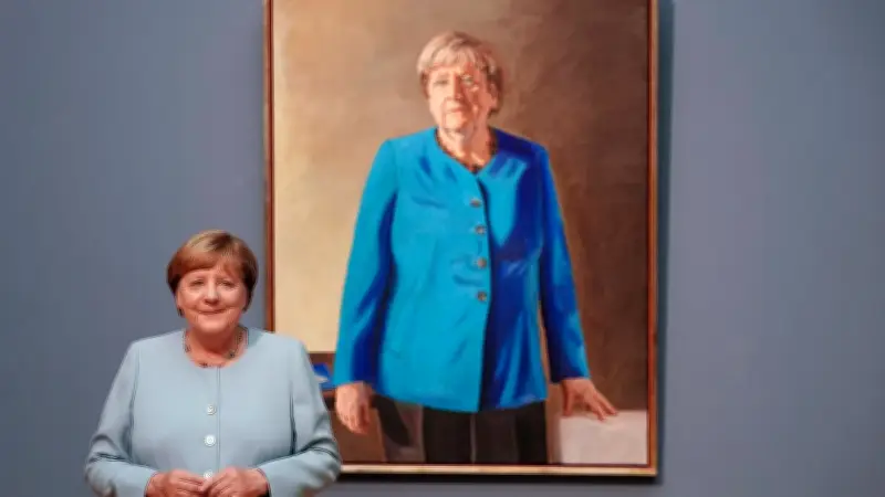 Scholz noch ohne Künstler für Kanzlerporträt – Merkels Gemälde enthüllt