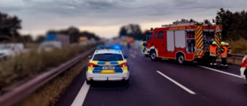 Tödlicher Unfall auf A13: Frau stirbt mit gestohlenem Motorrad