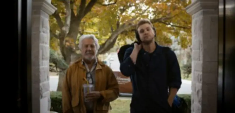„The Piano Tuner“: Dustin Hoffman brilliert in Ganovenfilm mit Klavier
