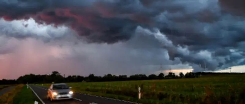 Tornado-Experte warnt vor Starkregen und Überflutungen in Deutschland