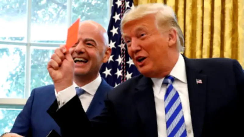 Trump-Anruf bei FIFA-Chef: Rote Karte für Balogun aufgehoben