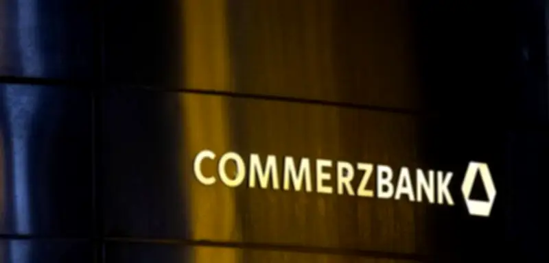 UniCredit baut Anteil an Commerzbank auf 44 Prozent aus