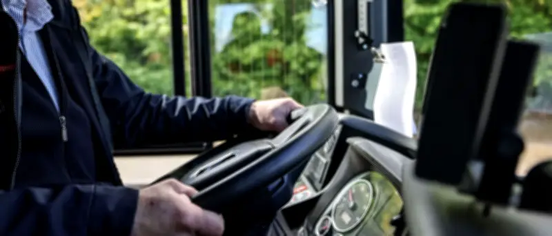 Verkehrsbranche sucht Zehntausende neue Bus- und Bahnfahrer
