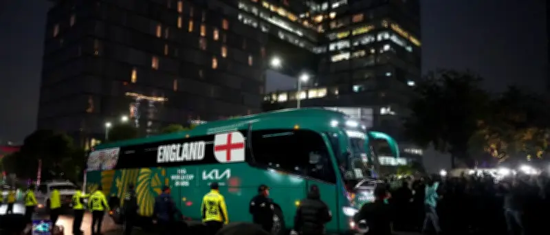 WM 2026: Mexikanische Fans stören Englands Teamhotel vor Achtelfinale