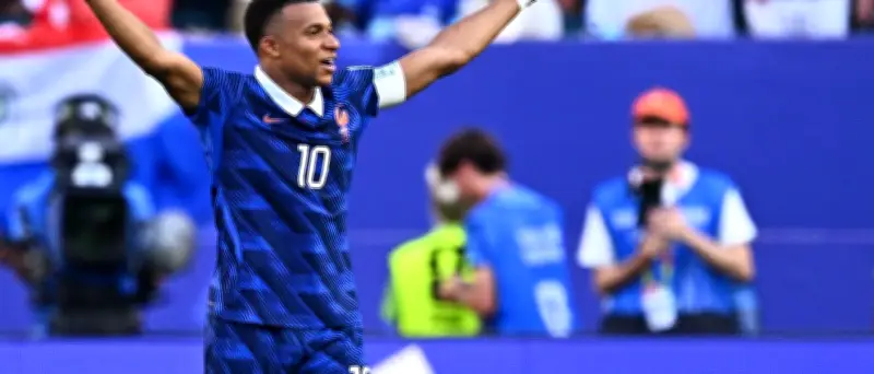 WM: Mbappé nach hartem Kampf gegen Paraguay mit Kampfansage an Konkurrenz