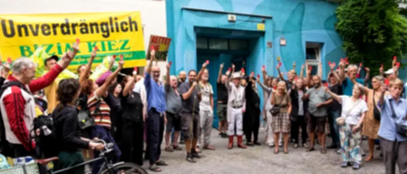 Wohnhaus in Kreuzberg: Mieter protestieren gegen unhaltbare Zustände
