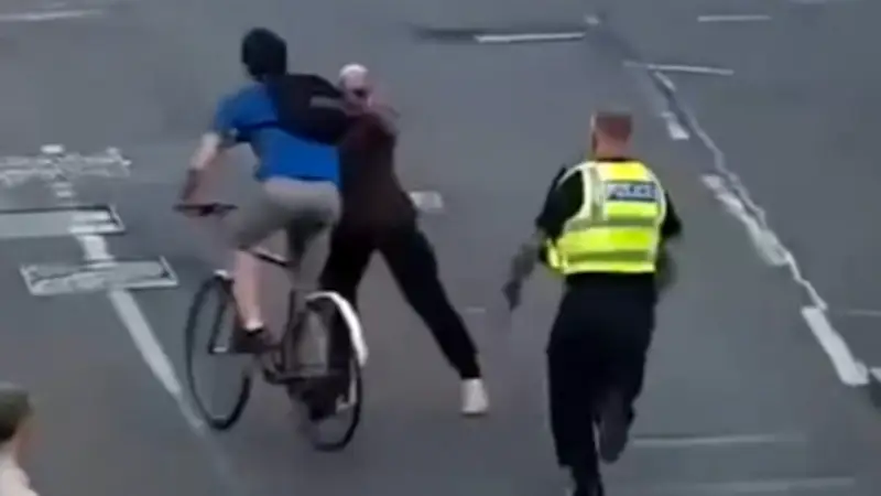 Zivilpolizist stoppt Ladendieb in Cambridge mit spektakulärem Tackle