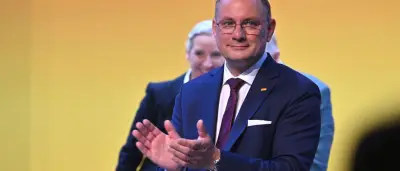 70 Prozent: Tino Chrupalla bleibt Co-Chef der AfD auf Parteitag in Erfurt