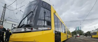 BVG-Superstraßenbahn erhält Zulassung – aber nur für eine Fahrtrichtung