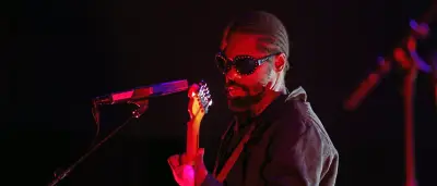 Curtis Harding im Waschhaus: Ein Feuerwerk der Gleichgültigkeit