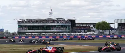 Formel 1 in Silverstone: Leclerc siegt, Antonelli enttäuscht