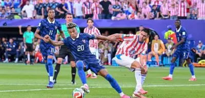 Frankreich müht sich zu 1:0-Sieg gegen Paraguay und steht im Viertelfinale