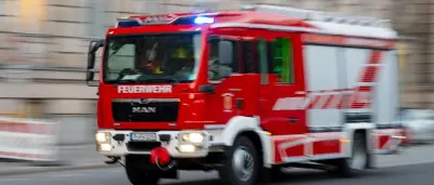 Großbrand in Oranienburg: Produktionshalle in Flammen
