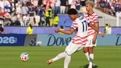 Malik Tillman schießt USA mit Freistoß-Tor ins Achtelfinale