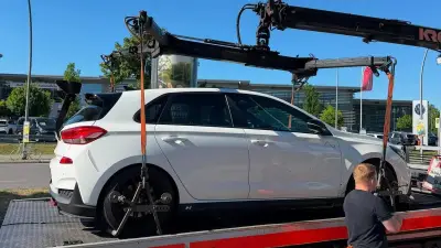 Riskante Manöver A113: Polizei stoppt „Lückenspringer“ mit 130 km/h